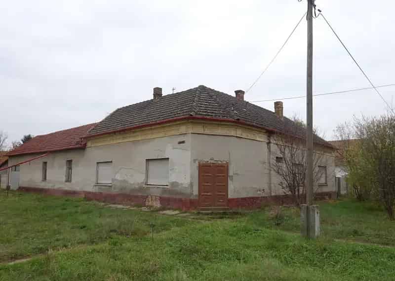 Felujitando csaladhaz Csorvas Hunyadi utca