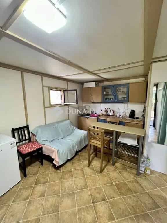 Markazi-tói faház eladó - 27 m² - 802 m² telek
