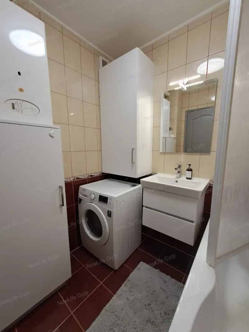 Győr-Ménfőcsanak 72nm-es 4 szobás felújított lakás eladó