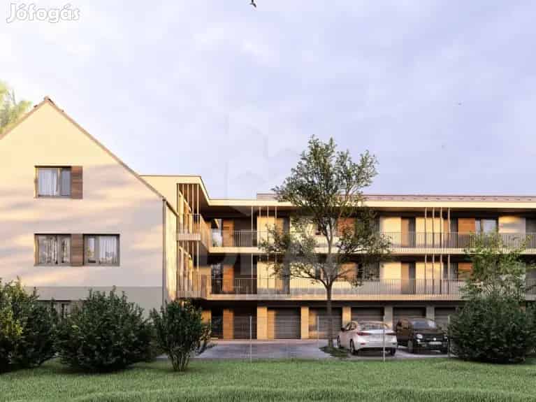 Hegyeshalom 41 38 nm-es uj epiteesu tegla lakás eladó erkéllyel