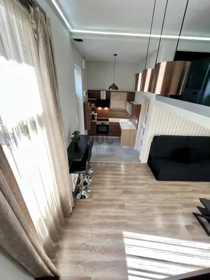 V kerulet 28nm 9nm galerias felujitott lakás eladó