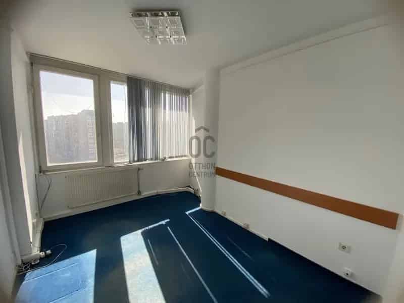 Kecskemét Belváros Panorámás Iroda Kiadó 128nm