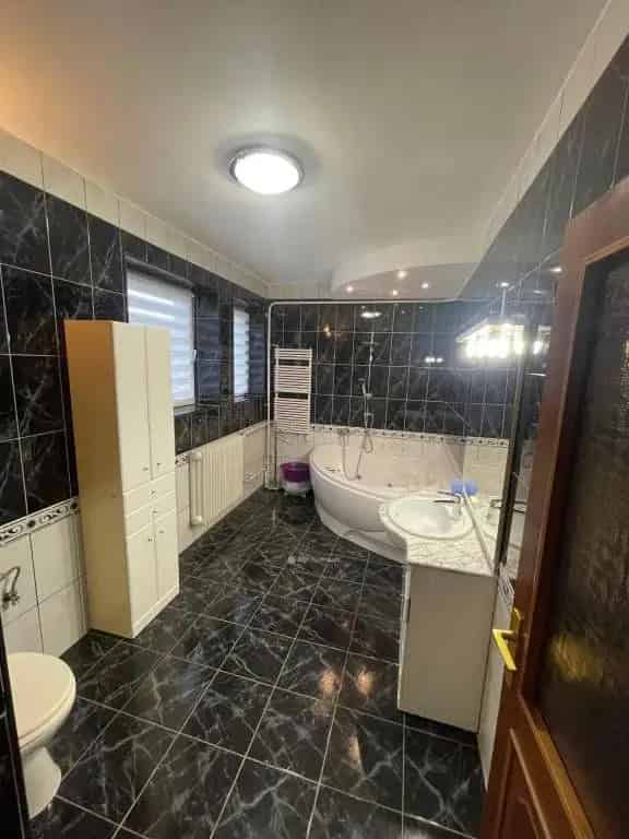 Miskolc Rózsadomb 255 nm-es 2 szintes tégla sorház eladó