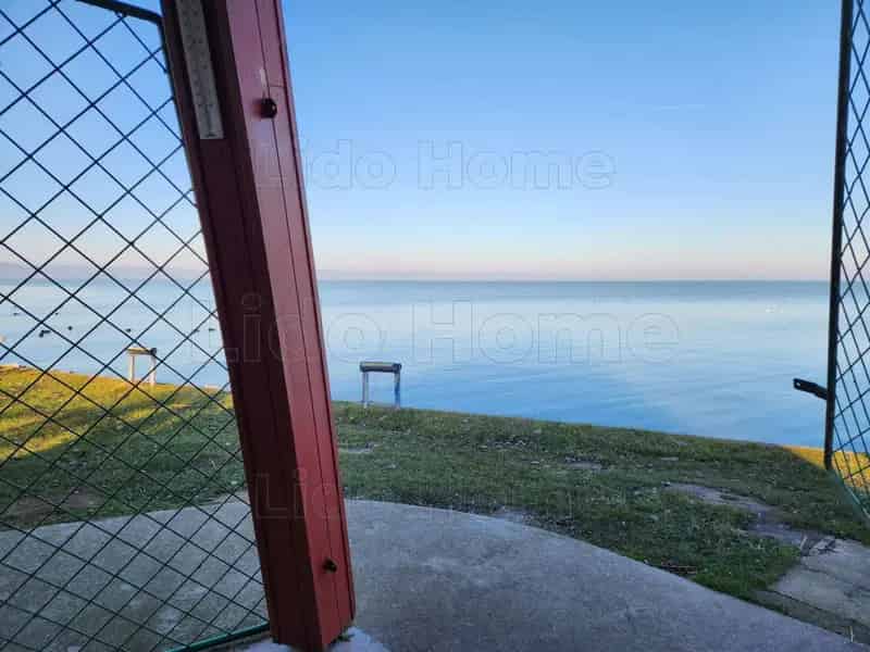 Balatonlellei Üzlethelyiség Eladó - Vízparti Ingatlan