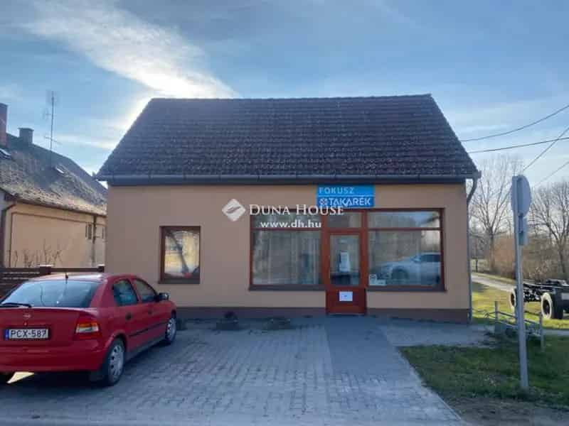 Szakmár Központi Iroda 56 58 m2 Kiadó