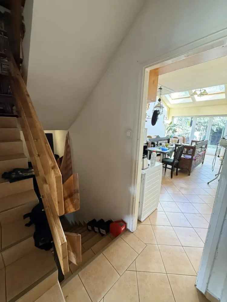 Vérhalom 110m2-es 4 szobás sorház eladó garázzsal és panorámás terasszal