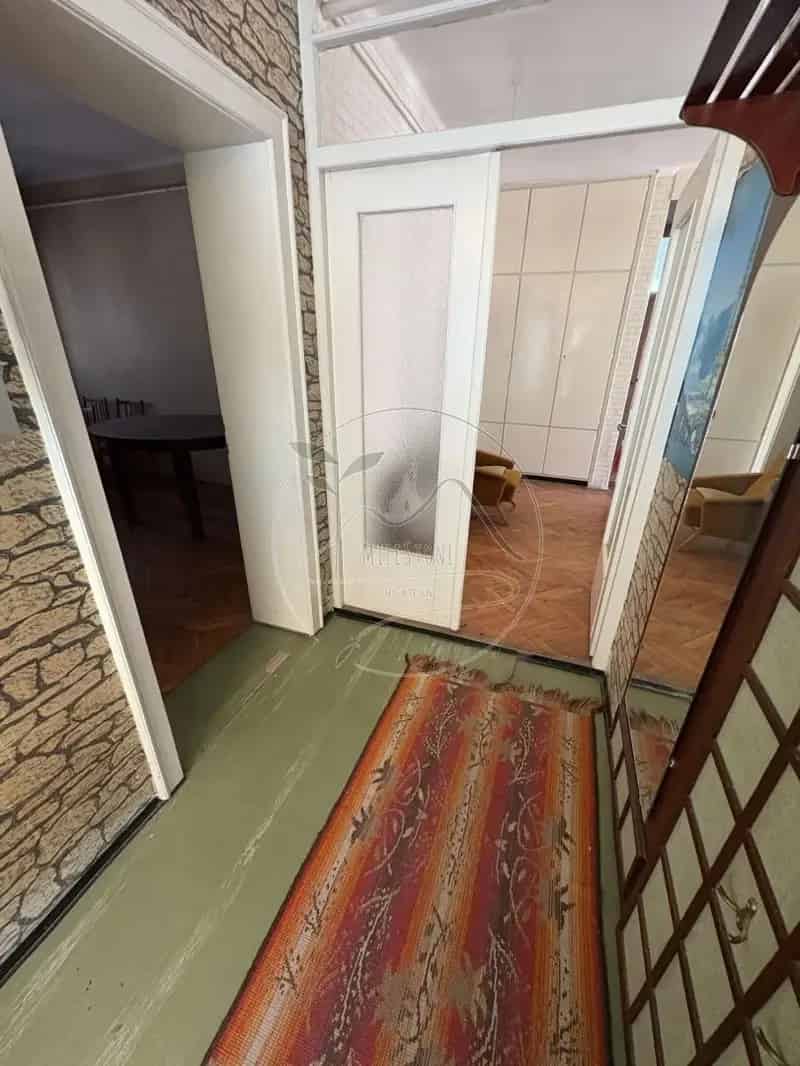 Gyulai családi ház eladó - 80 m2 - 2 garázs - Csiga-kert közelében