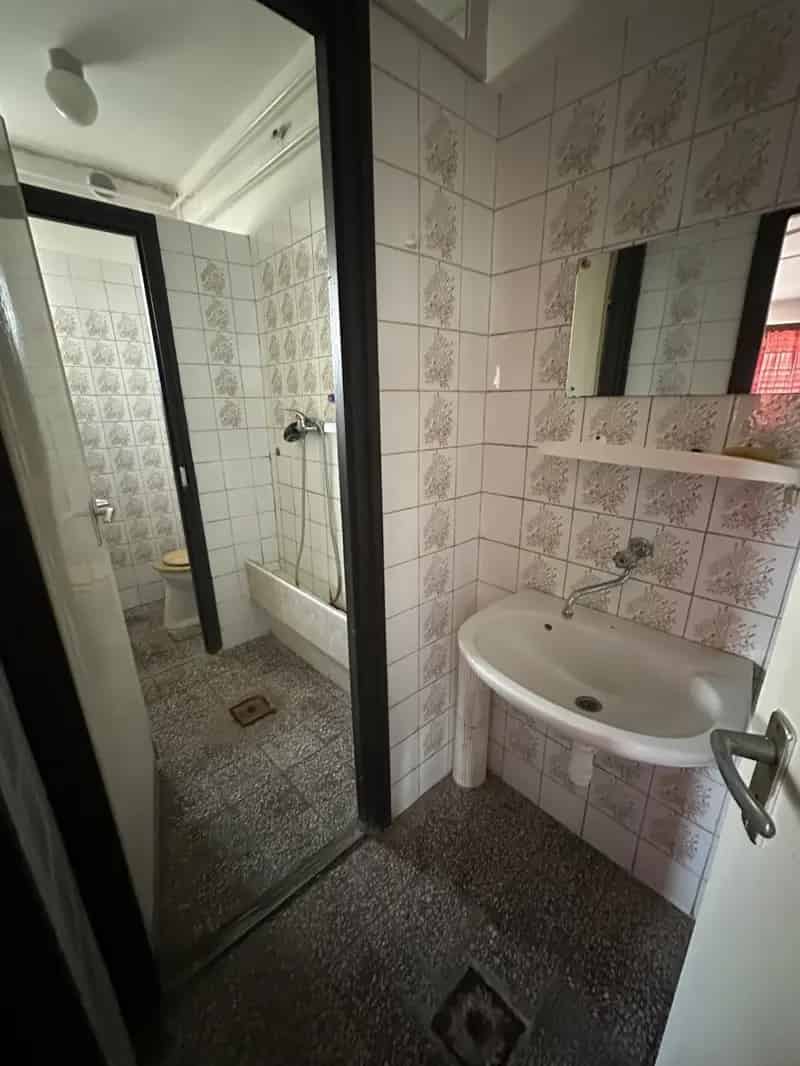 Komlói családi ház eladó vendéglátó egységgel