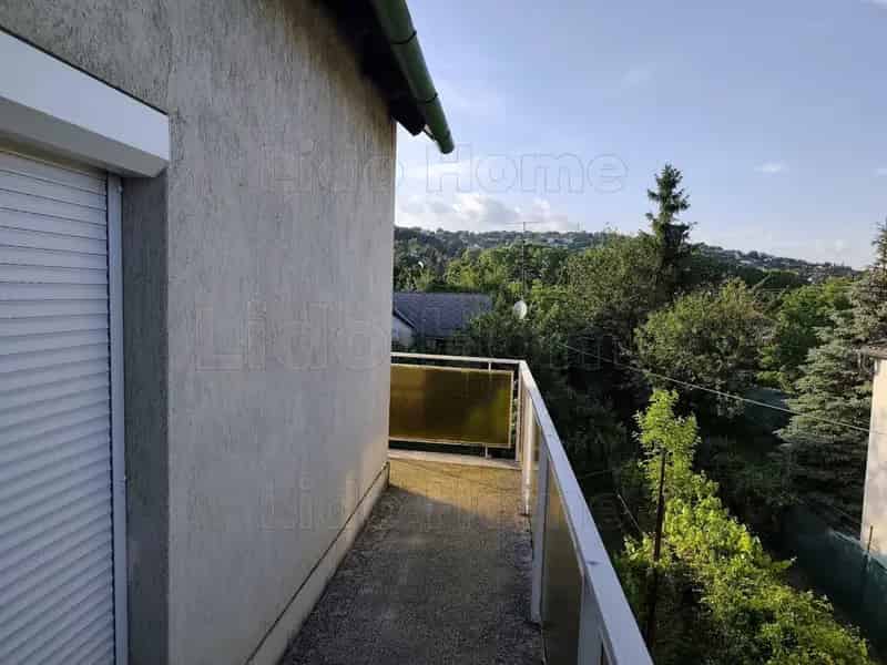 Balatonalmádi Káptalanfüred Kétszintes Nyaraló Eladó