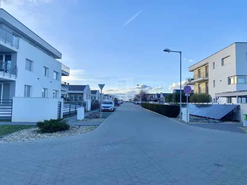 Gyömrői családi ház 92nm 3 szoba 2025-ben