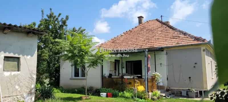 Zalavég Kádár-kocka ház eladó 3 szoba 1955nm telekkel