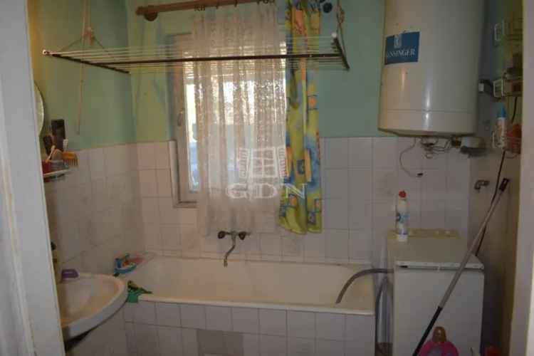 Felujitando csaladhaz Gersekaraton 100m2 6000m2 telekkel CSOK