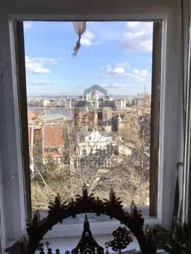 Budapest I kerületi eladó lakás Panorámás Parlament kilátással