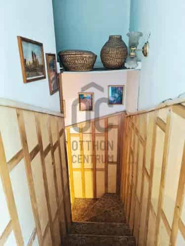 Váci eladó sorház Deákváron - 2 szintes, kerttel