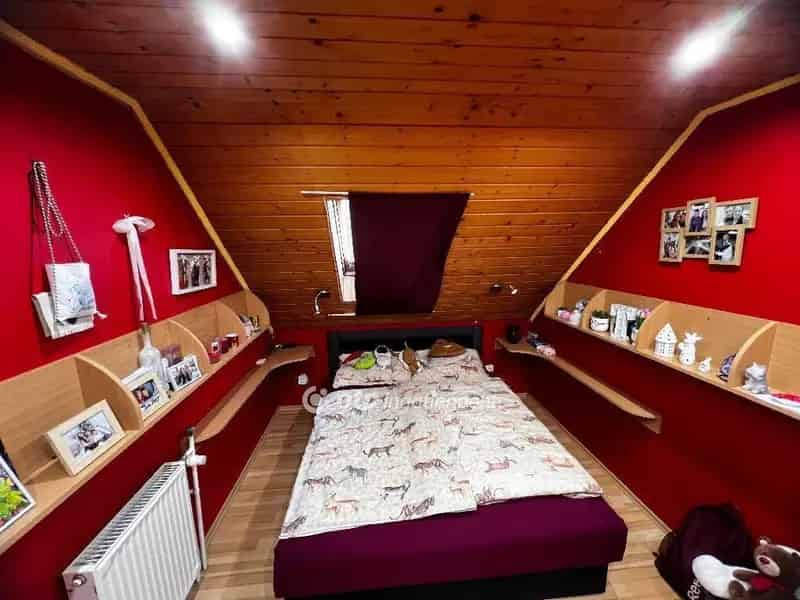 182m2-es családi ház Füzesabonyban - 6 hálószoba, 2 fürdőszoba