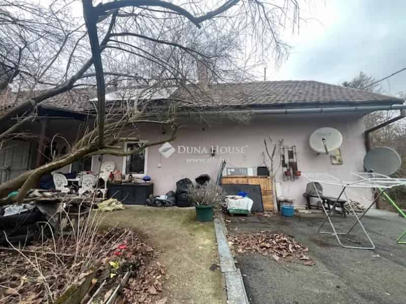 Pécsbányai családi ház eladó felújítandó 3 szobás