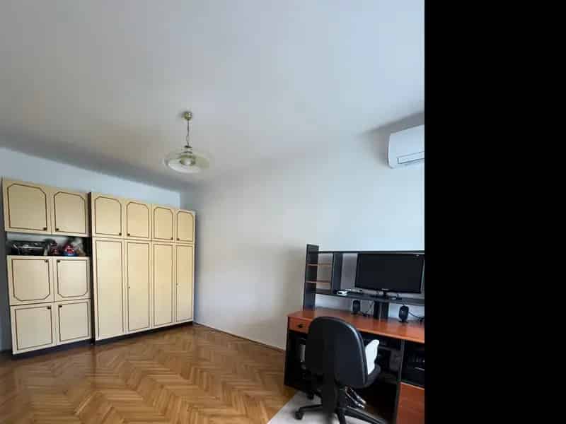 Tágas családi ház és melléképület Kámonban eladó