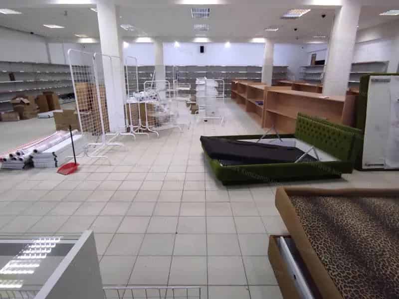 Kunhegyesi 912 nm-es üzleti ingatlan eladó