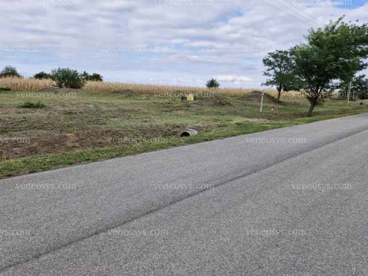 Birján csendes panorámás telek eladó