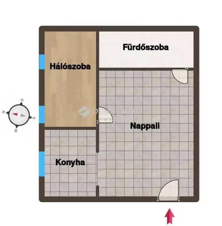 Táplánszentkereszt 36 nm-es felújított földszinti lakás eladó