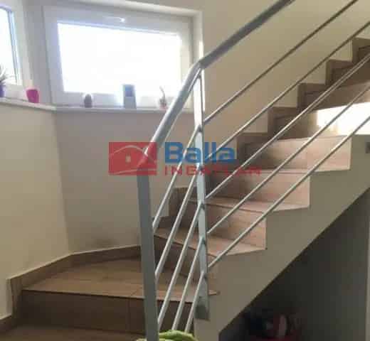 Budaörsi Ikerhaz Elado 110m2 4 1 Felschoba Kerttel