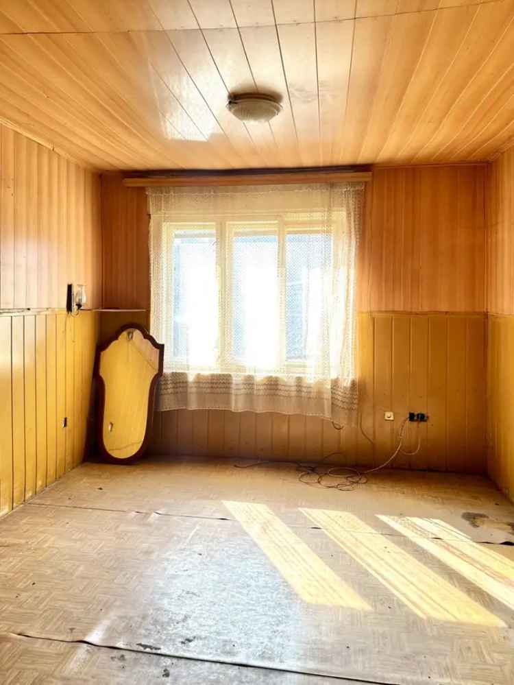 97m2-es felújítandó családi ház Zalaszentgróton 1949m2-es telken