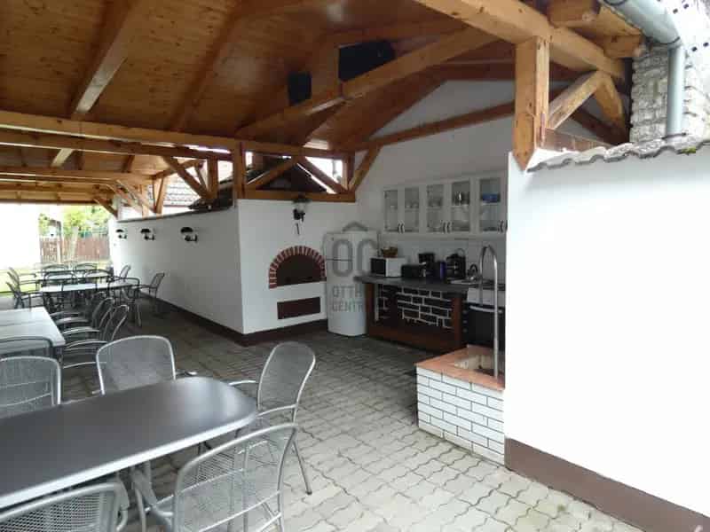 Balatonboglár befektetés 14 szobás panzió étteremmel
