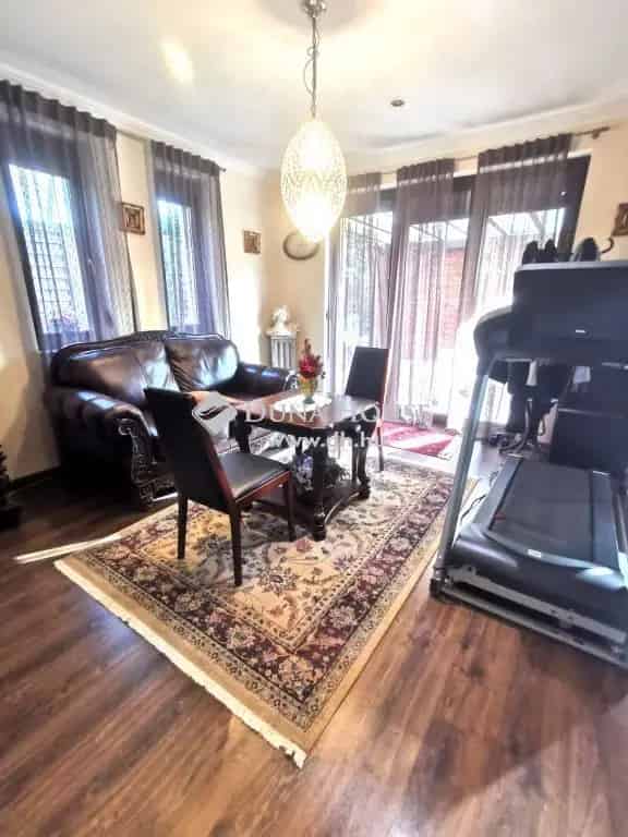 160 m2-es Luxus Családi Ház Fóton - 6 Szoba, Szauna, Jakucci
