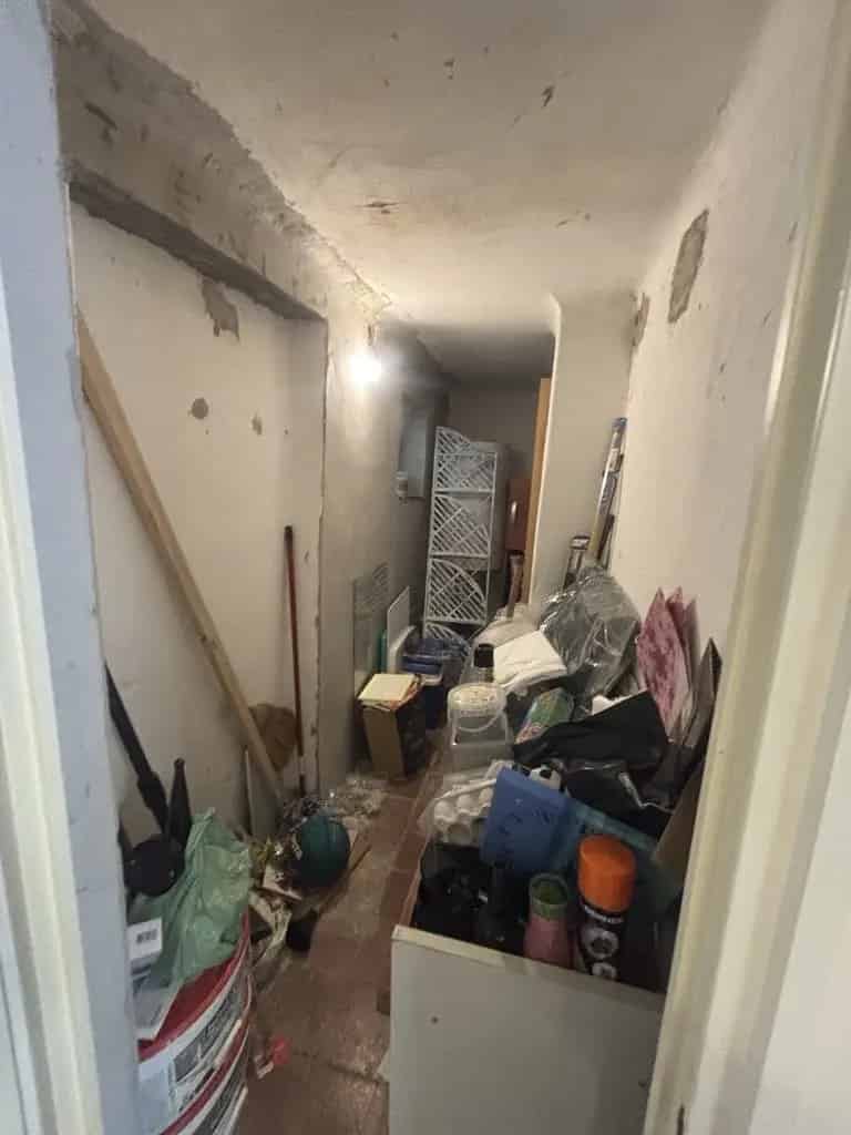 Felújított családi ház kandallóval és pincével eladó