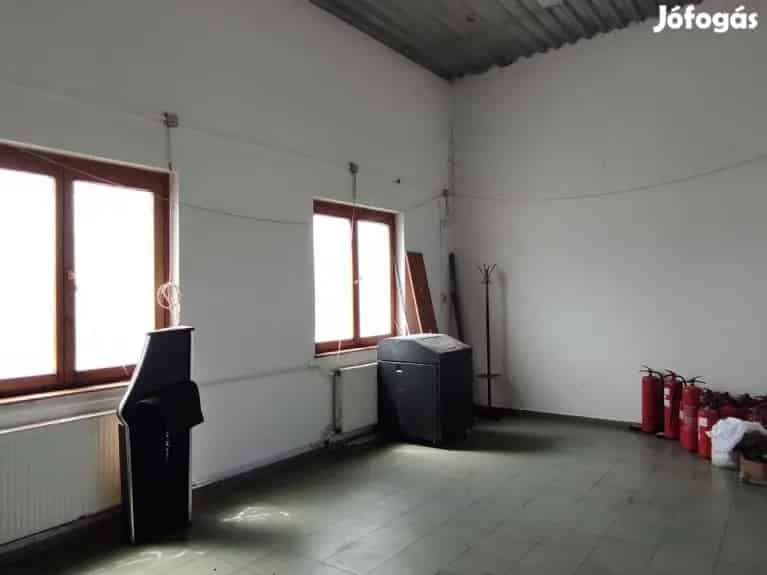 Szeghalom Ipari Csarnokok Kiadó 100m2 200m2