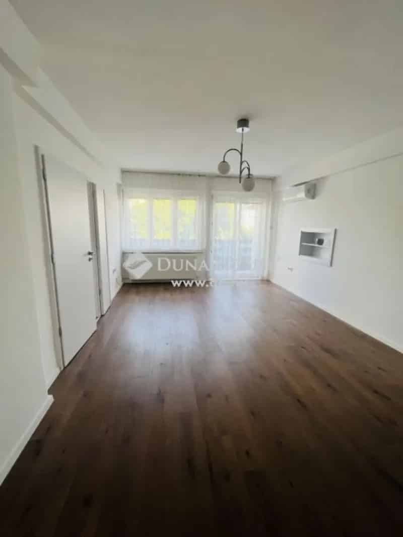 80 nm-es felújított lakás kiadó Budapesten panorámával