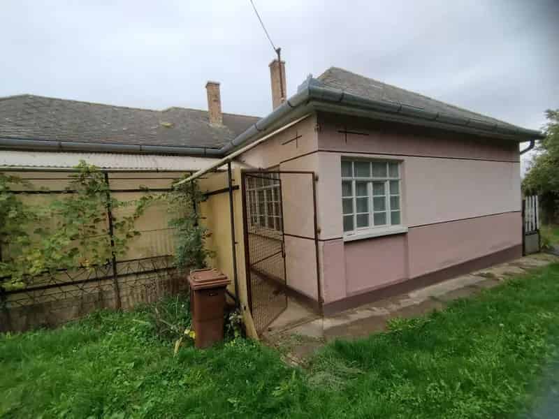 Felujitando csaldi haz Nagykokenyesen 86m2 3 szoba garazzsal