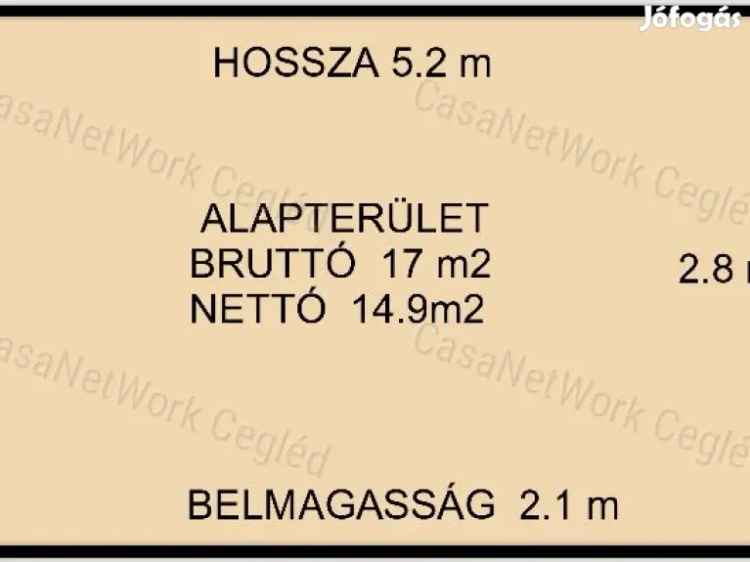 Eladó 17 m2-es garázs Cegléden