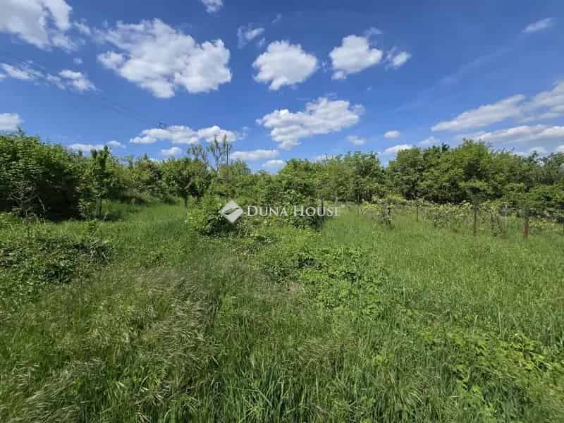 Postavölgyi zártkerti telek eladó 1000 m²