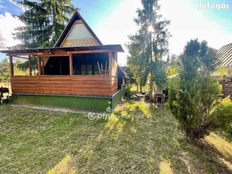 80 nm-es Leveleki Nyaraló eladó - Tóparti panoráma