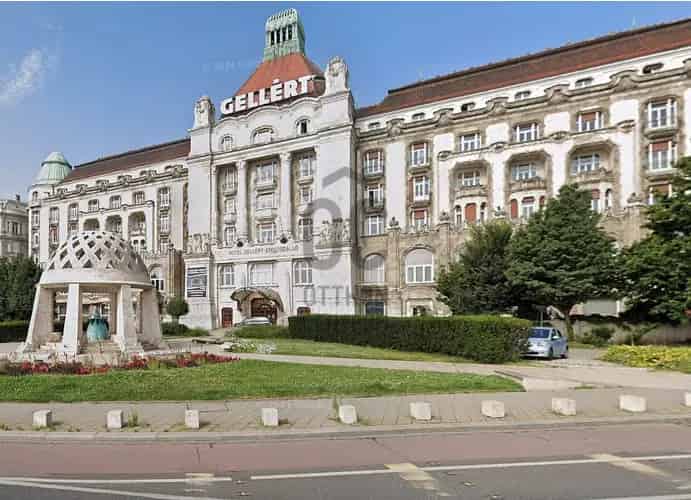 Budapest XI kerület eladó 95 nm-es galériás lakás