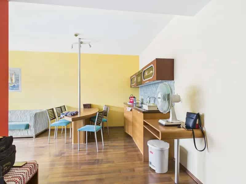 Panorámás Balatonfüredi Lakás Eladó - Modern, Erkélyes, 2 Hálószobás