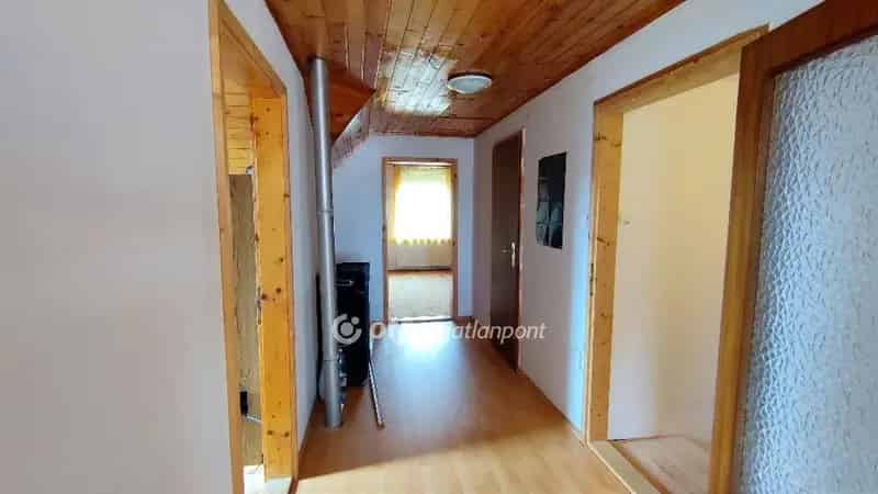 Ház Kiadó , Tapolcai járás, Dunántúl