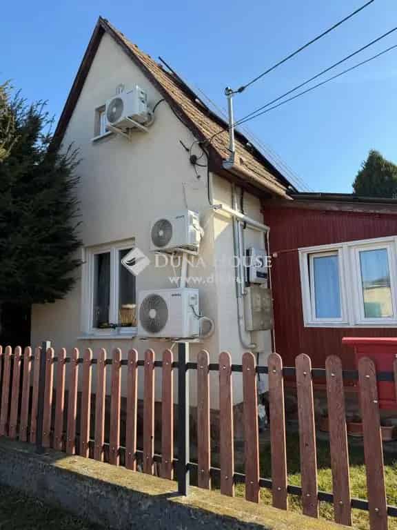 Kozarmileny Csikosvolgy teglaepitesu haz elado