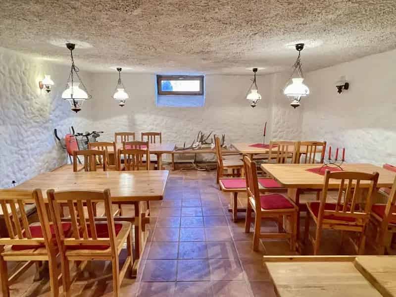 Panorámás Két Épületes Ingatlan Felsőpáhokon