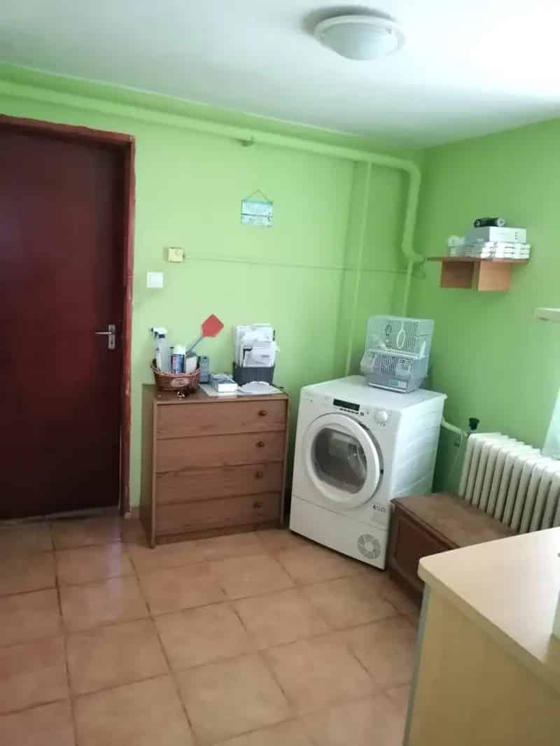 Családi ház eladó Tiszafüreden nagy telken
