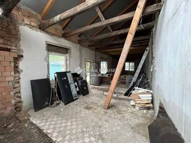 80m2-es ház eladó 347m2-es telken vállalkozásra is alkalmas