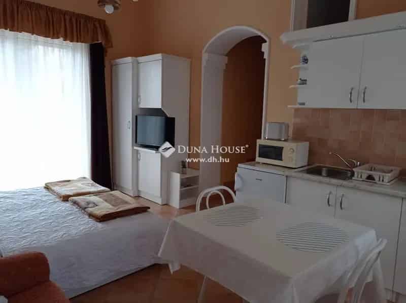 Bük Apartmanház Eladó - 7 Lakás, Többgenerációs, Bejáratott