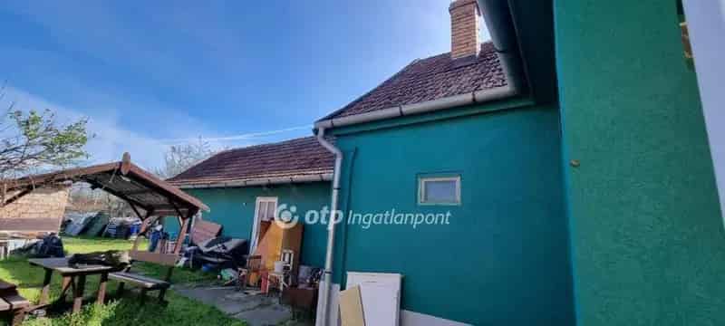 Két ház egy telken Albertirsán - Remek befektetés