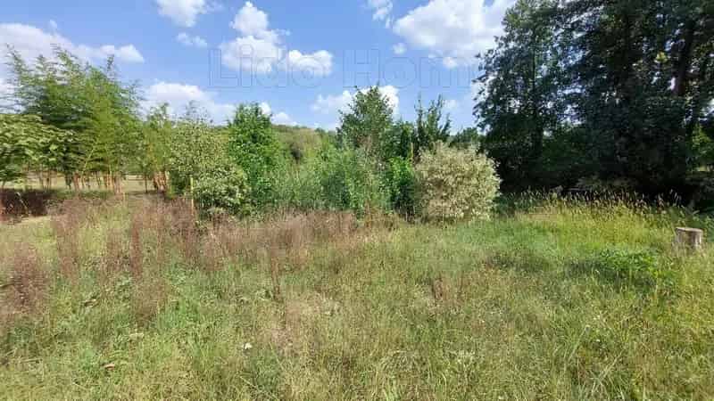 Kaposvári zártkert eladó 1685 m2-es telekkel
