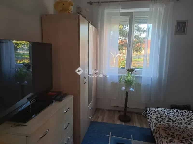 Szentlőrinc 3 szobás családi házrész eladó