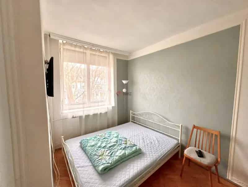 Váci belvárosi 3 szobás lakás kiadó