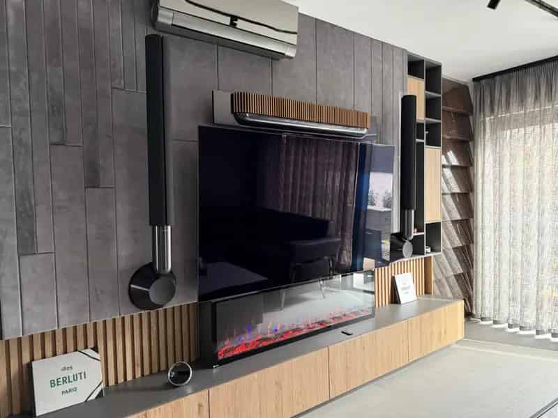Luxus Villa Székesfehérvár Öreghegyen - Okosotthon, Jakkuzzi, Napelem
