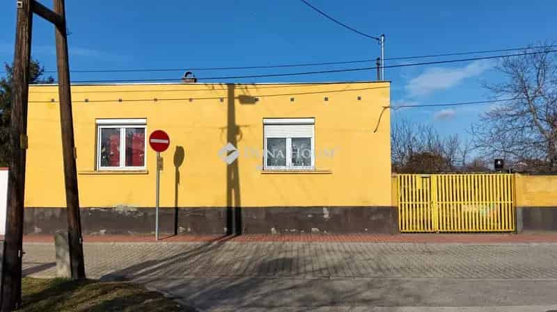 2 szobás családi ház eladó Tokod Üveggyárban