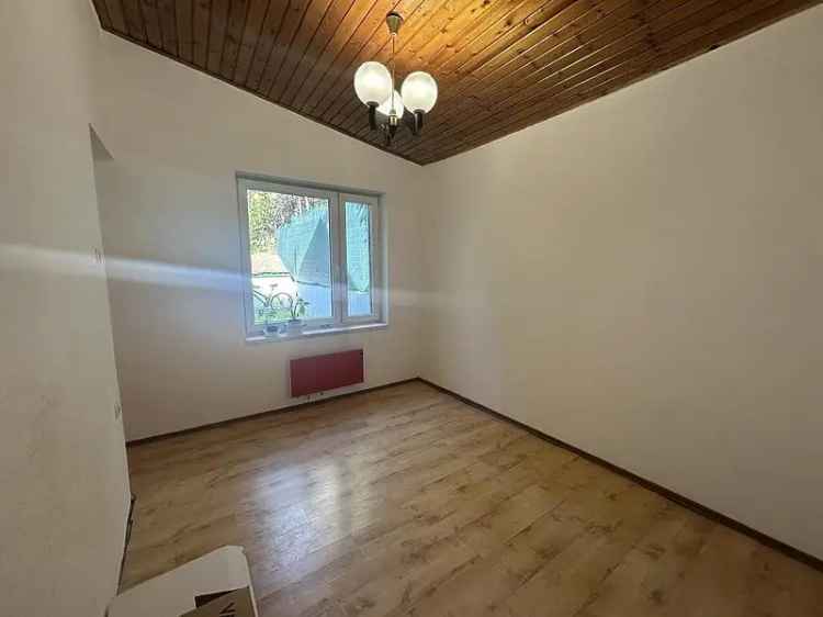 CSALÁDI HÁZ ELADÓ Zuglóban 160m2-es kerttel